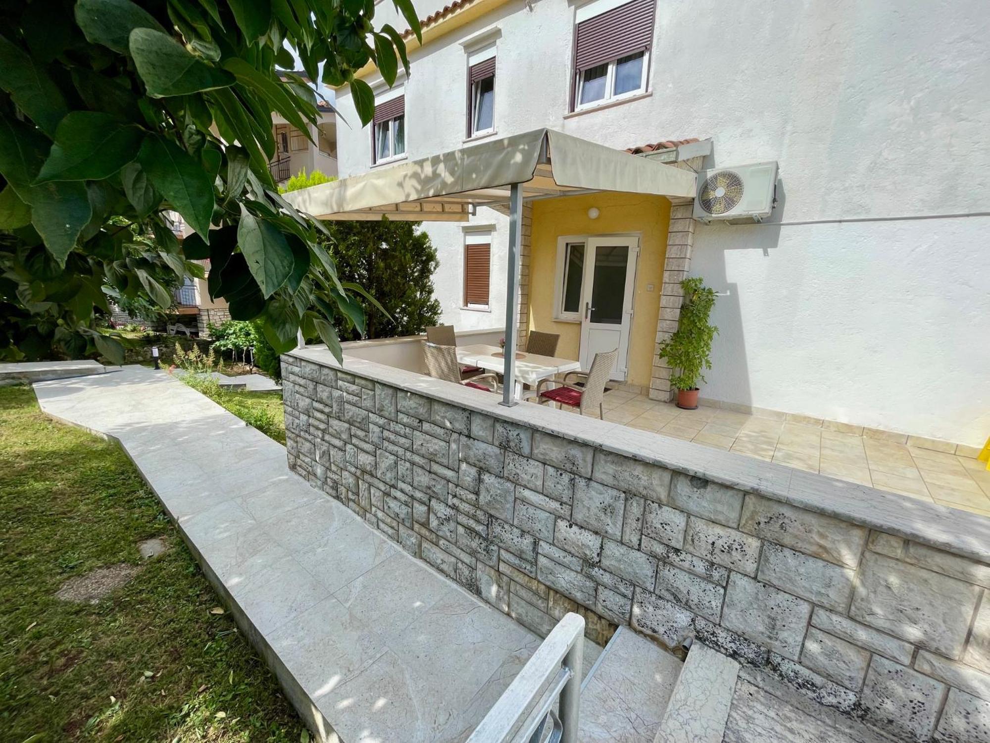 Apartments Lori Poreč Exterior foto