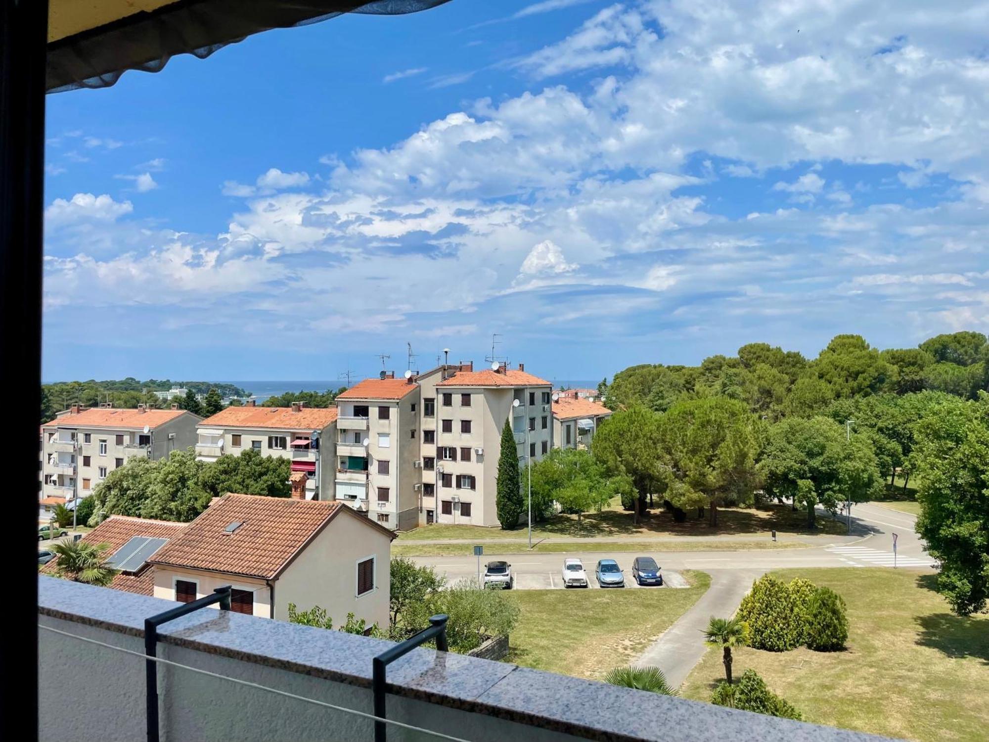 Apartments Lori Poreč Exterior foto